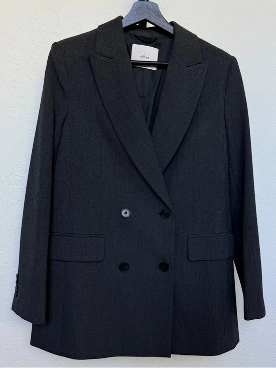 Aritzia Margaux Blazer - Picture 2 of 5